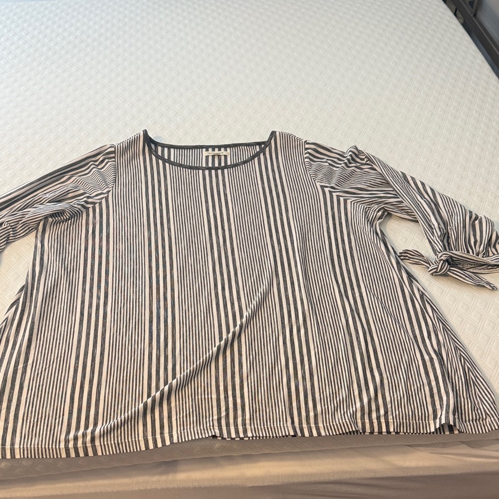 Max Studio Black and White Striped Blouse